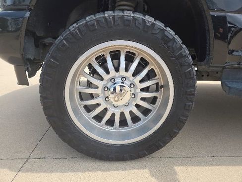 Used 2022 Ford F250 Lariat w/ Lariat Ultimate Package AWD/4WD image 4