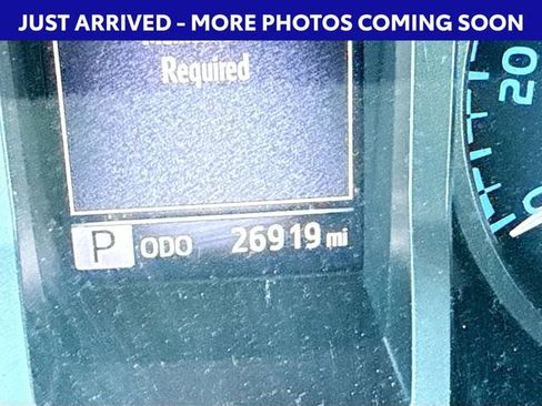 Used 2022 Toyota Tacoma SR5 image 11