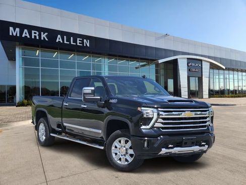 Used 2024 Chevrolet Silverado 2500 High Country w/ Technology Package AWD/4WD image 1