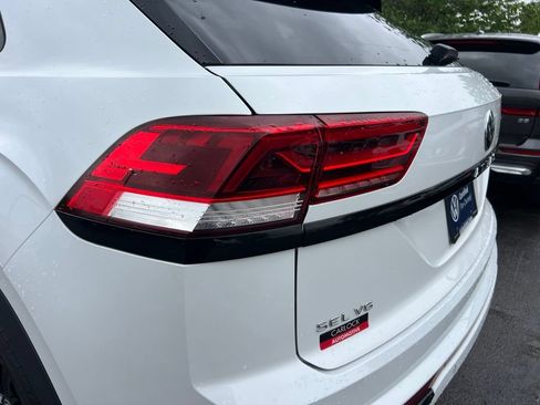 Used 2023 Volkswagen Atlas Cross Sport SEL R-Line AWD/4WD image 13