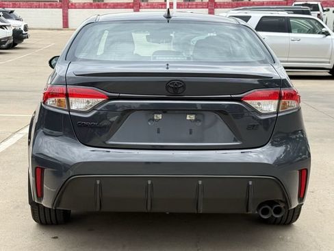 Used 2024 Toyota Corolla SE FWD image 5