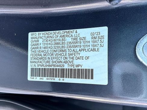 Used 2023 Honda Odyssey Touring image 3