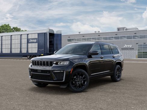 New 2026 Jeep Grand Cherokee L Limited image 2