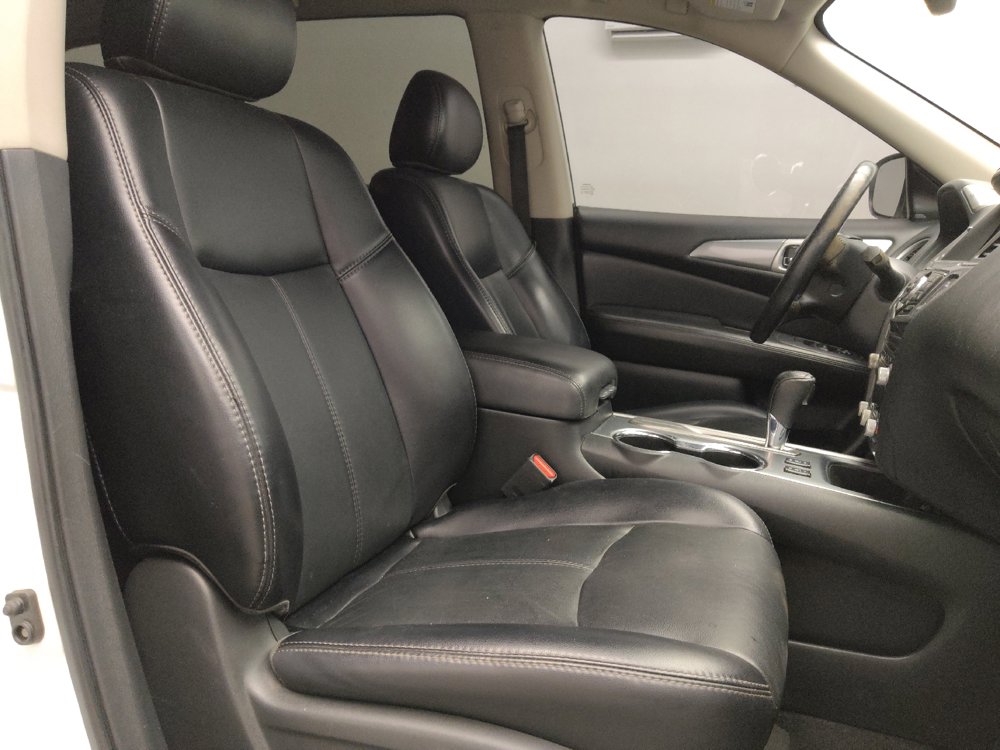 Used 2019 Nissan Pathfinder SL FWD image 21