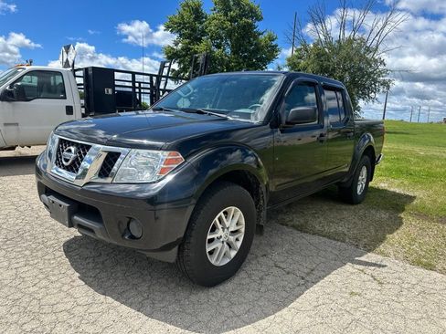 Used 2018 Nissan Frontier SV AWD/4WD image 11