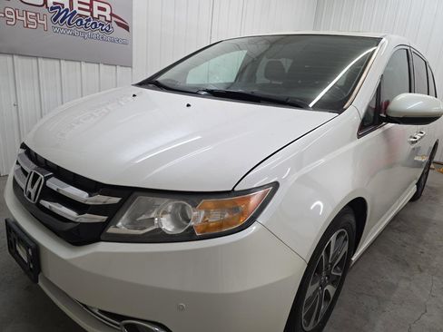 Used 2014 Honda Odyssey Touring image 5