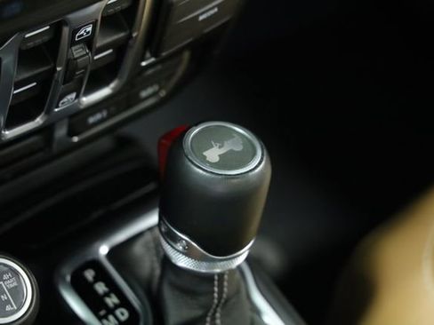 Used 2022 Jeep Wrangler Unlimited Sahara w/ Cold Weather Group image 25