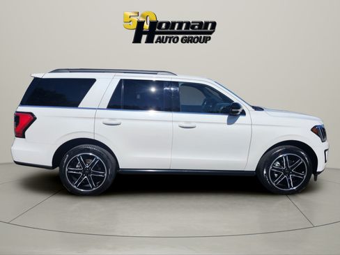 Used 2021 Ford Expedition Limited AWD/4WD image 6