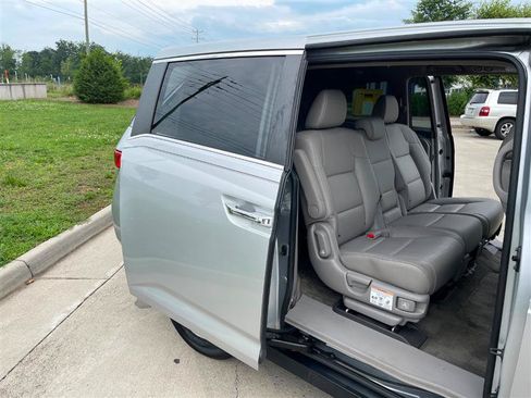 Used 2015 Honda Odyssey EX-L image 85