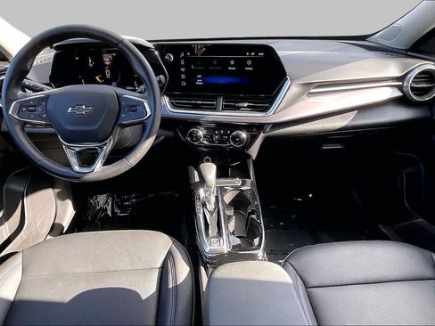 Used 2025 Chevrolet Trax ACTIV w/ Driver Confidence Package FWD image 15