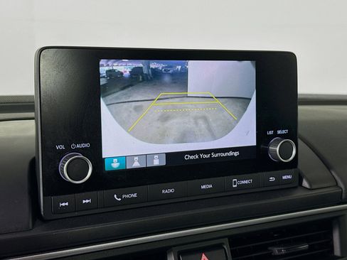 Certified 2024 Honda Pilot LX image 14