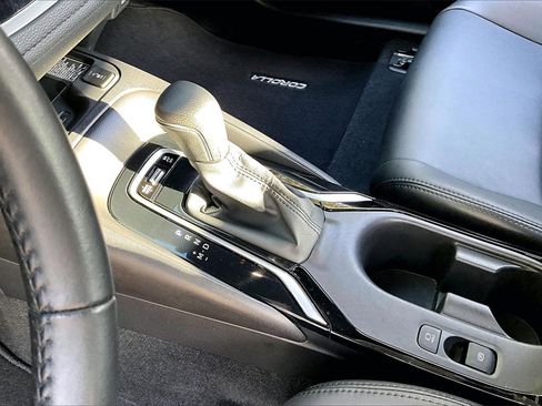 Used 2024 Toyota Corolla XSE image 15