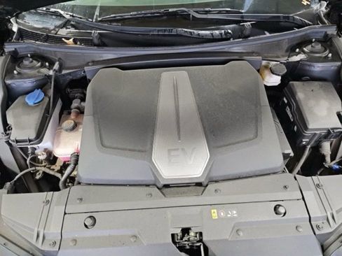 Used 2024 Kia EV6 Light AWD/4WD image 18