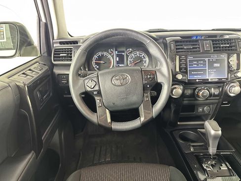 Used 2021 Toyota 4Runner TRD Off-Road image 11