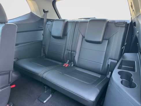 Certified 2023 Volkswagen Atlas SE AWD/4WD image 13