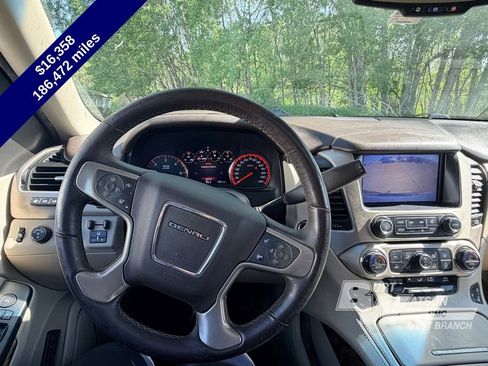 Used 2016 GMC Yukon Denali AWD/4WD image 8