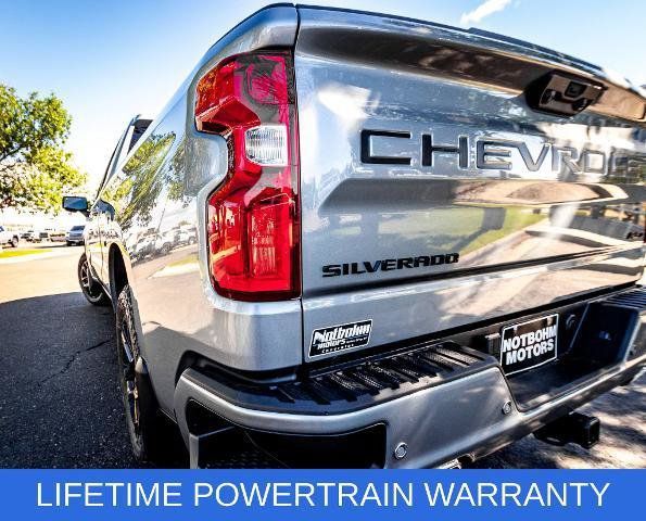 New 2026 Chevrolet Silverado 1500 RST w/ Z71 Off-Road Package AWD/4WD image 13