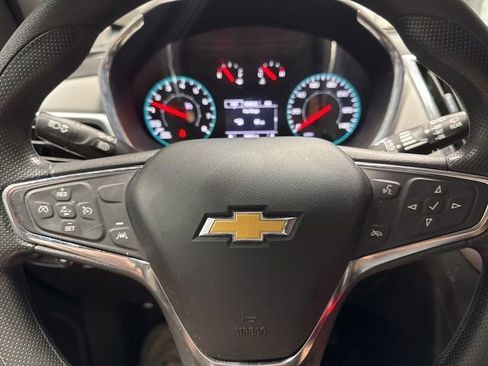 Used 2023 Chevrolet Equinox LS image 10