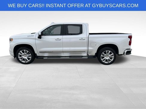 Used 2022 Chevrolet Silverado 1500 High Country w/ High Country Premium Package image 3
