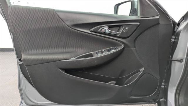 Used 2024 Chevrolet Malibu LT FWD image 13
