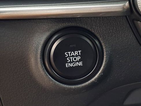 Used 2021 MAZDA MAZDA3 s image 37