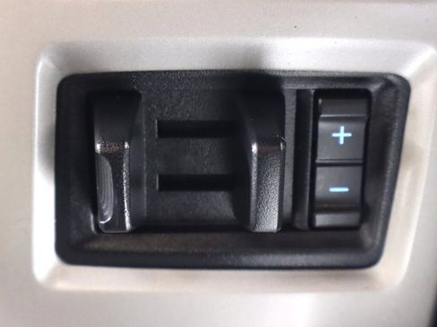 Used 2018 Ford F150 Lariat w/ Equipment Group 501A Mid image 34