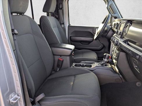 Used 2018 Jeep Wrangler Unlimited Sport S AWD/4WD image 20