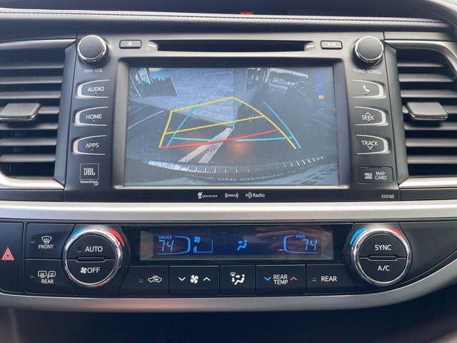 Used 2016 Toyota Highlander Limited Platinum AWD/4WD image 21