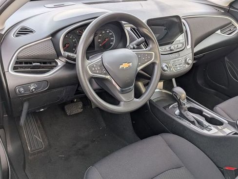 Used 2024 Chevrolet Malibu LT image 12