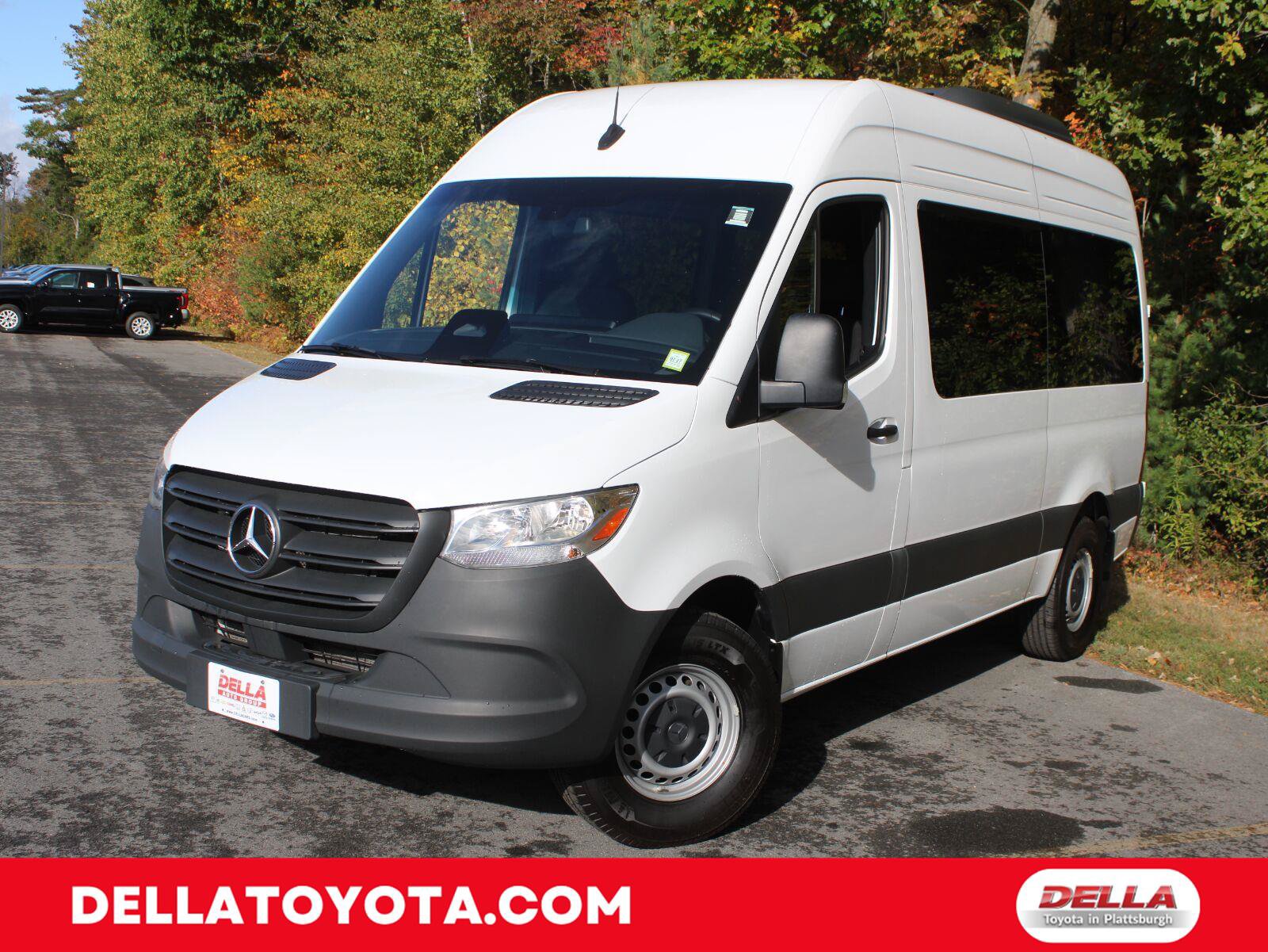 Used 2025 Mercedes-Benz Sprinter 2500 image 1