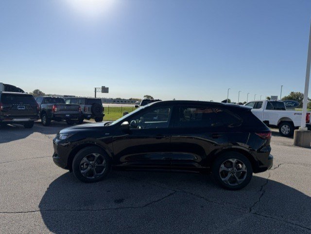 Certified 2024 Ford Escape ST-Line w/ Tech Pack #1 AWD/4WD image 5