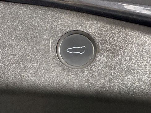 Used 2021 Tesla Model 3 Long Range image 33