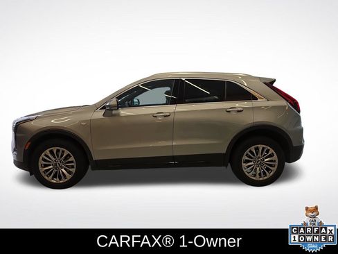 Used 2025 Cadillac XT4 Premium Luxury FWD image 2