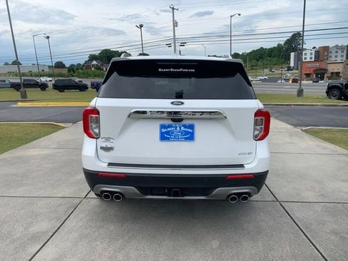 Used 2024 Ford Explorer King Ranch w/ Technology Package AWD/4WD image 4