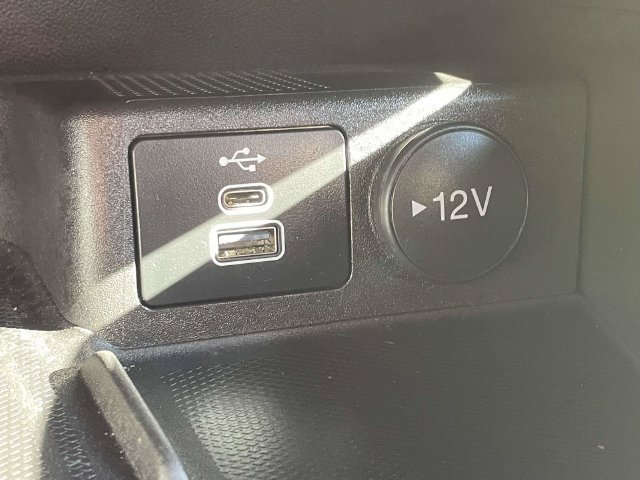 Used 2025 Ford Escape ST-Line Elite w/ Premium Technology Package AWD/4WD image 32