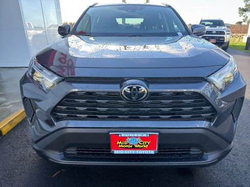 New 2025 Toyota RAV4 XLE w/ Convenience Package image 4