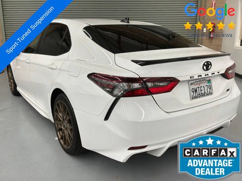 Used 2024 Toyota Camry SE FWD image 7