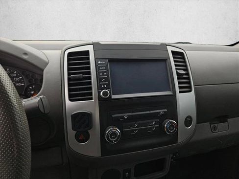 Used 2020 Nissan Frontier S image 15