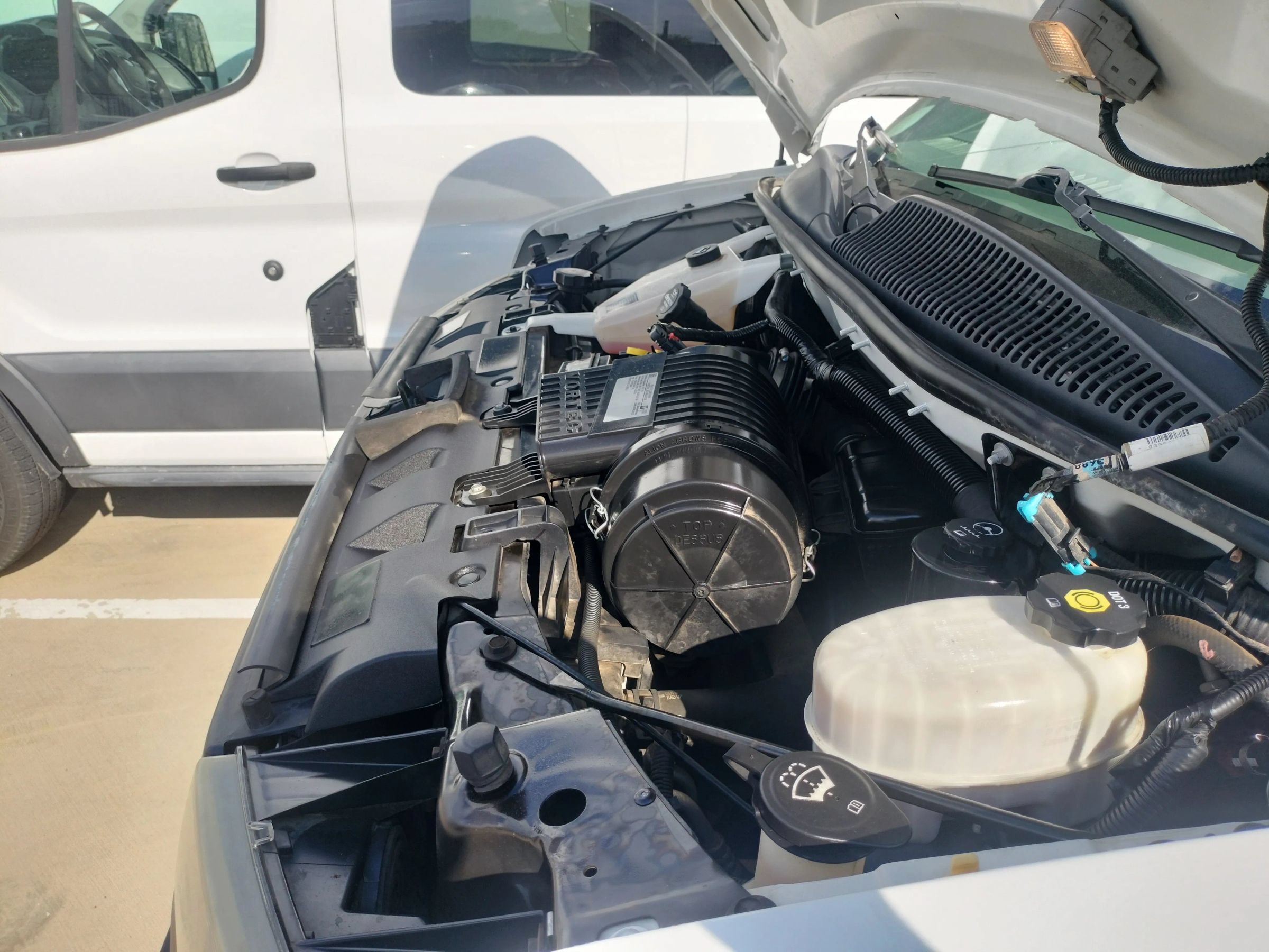 Used 2019 Chevrolet Express 2500 LS w/ Driver Convenience Package RWD image 19
