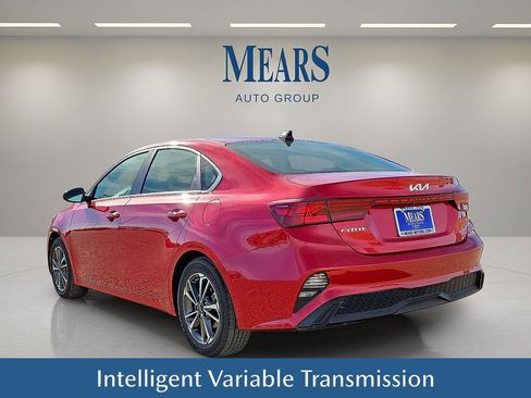 Used 2024 Kia Forte LXS image 4