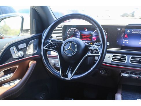 Used 2024 Mercedes-Benz GLE 350 4MATIC image 13