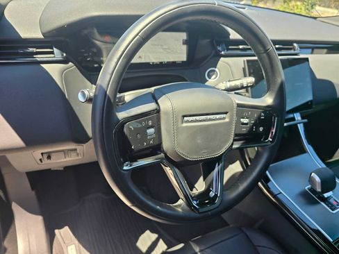 Used 2026 Land Rover Range Rover Velar S AWD/4WD image 26