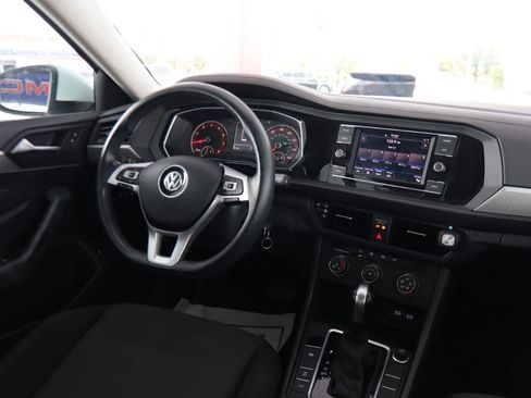 Used 2020 Volkswagen Jetta S w/ Driver Assistance Package image 33