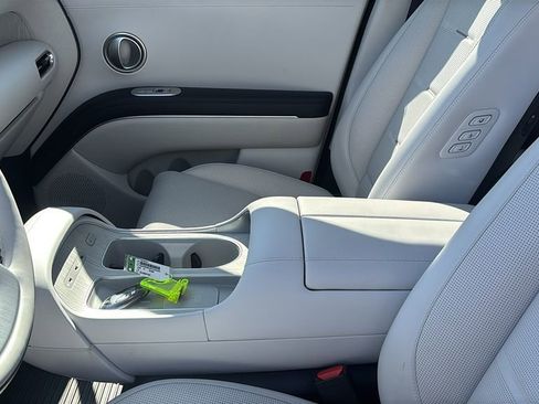 Used 2026 Hyundai Palisade Calligraphy image 24