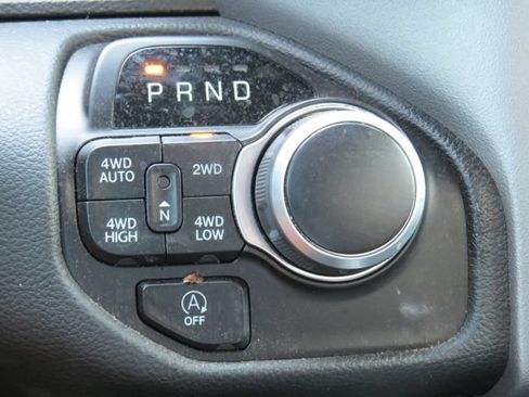 Used 2023 RAM 1500 Big Horn AWD/4WD image 14