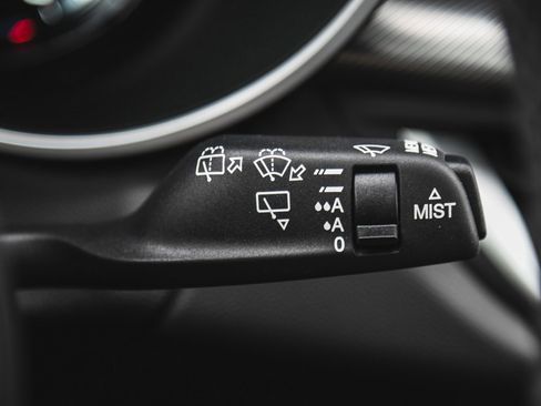 Used 2024 Alfa Romeo Stelvio Ti image 30