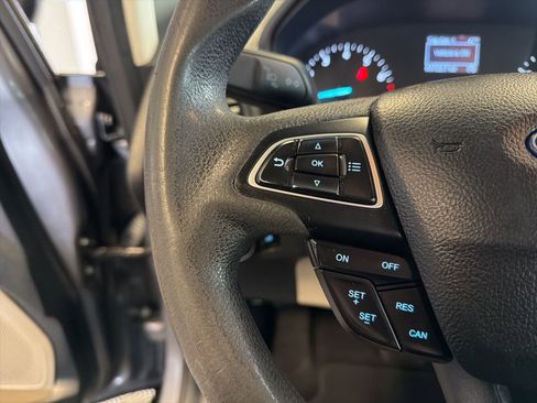 Used 2021 Ford EcoSport S image 16