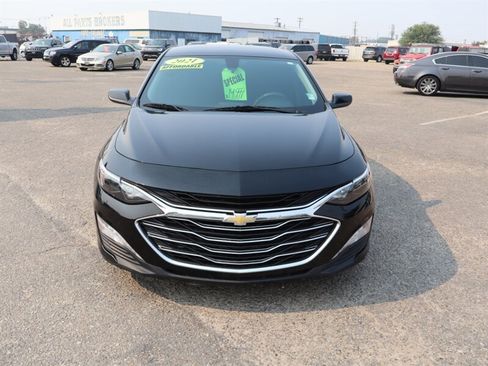 Used 2021 Chevrolet Malibu LT FWD image 2