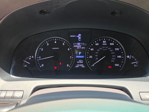 Used 2014 Lexus LS 460 w/ Comfort Package RWD image 18
