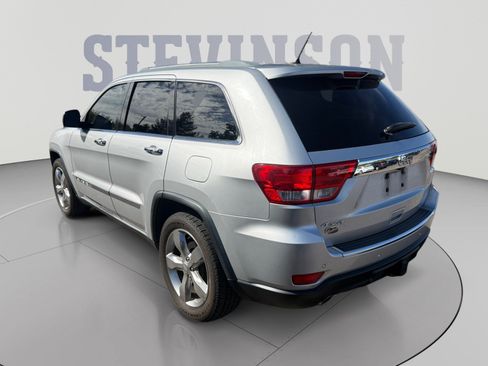 Used 2011 Jeep Grand Cherokee Overland AWD/4WD image 3